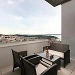 Sun&sea Deluxe Apartment,free Parking Apartament