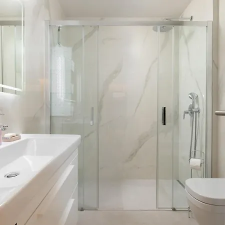 Sun&sea Deluxe Apartment,free Parking Apartman *